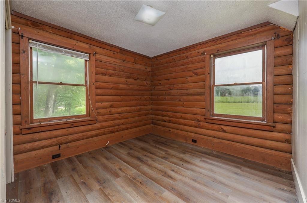 4988 Amick Ln, Liberty, NC, 27298, USA, 3 Bedrooms Bedrooms, ,3 BathroomsBathrooms,Residential,Active,4988 Amick Ln,1229342