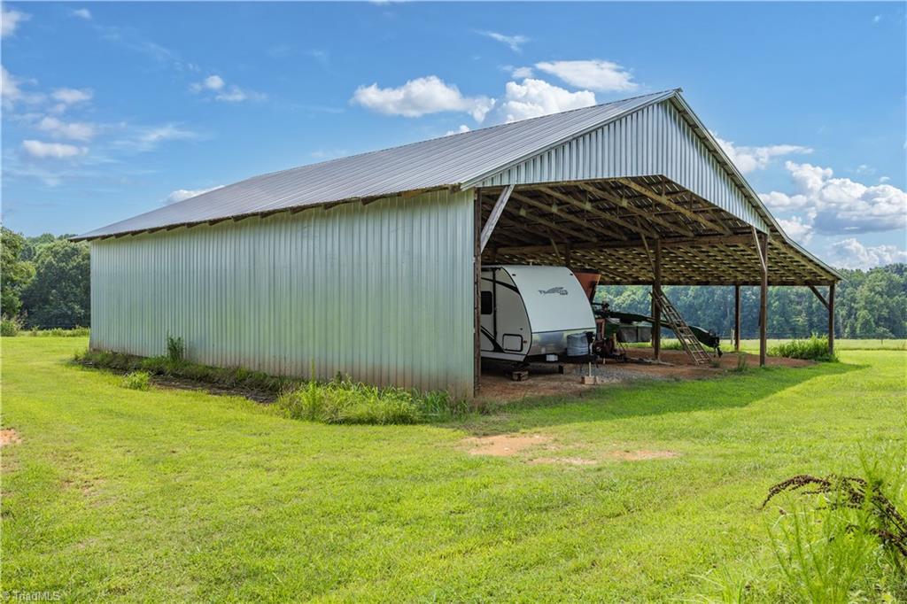 4988 Amick Ln, Liberty, NC, 27298, USA, 3 Bedrooms Bedrooms, ,3 BathroomsBathrooms,Residential,Active,4988 Amick Ln,1229342