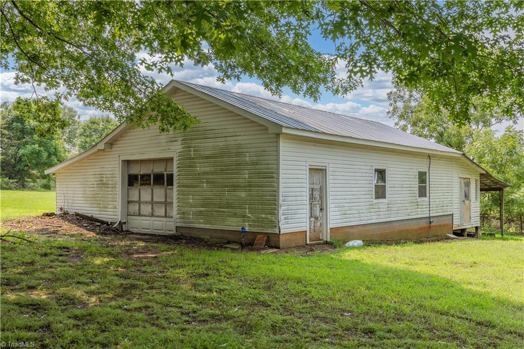 4988 Amick Ln, Liberty, NC, 27298, USA, 3 Bedrooms Bedrooms, ,3 BathroomsBathrooms,Residential,Active,4988 Amick Ln,1229342