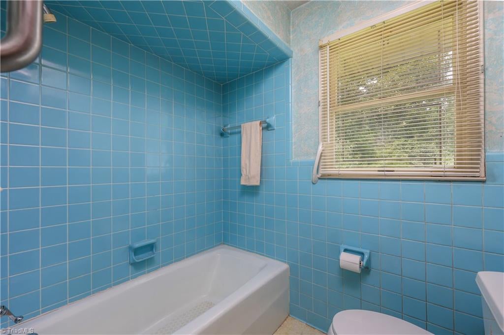 4988 Amick Ln, Liberty, NC, 27298, USA, 3 Bedrooms Bedrooms, ,3 BathroomsBathrooms,Residential,Active,4988 Amick Ln,1229342