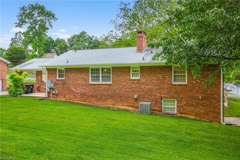 705 Memorial Park Drive, Thomasville, North Carolina image 31