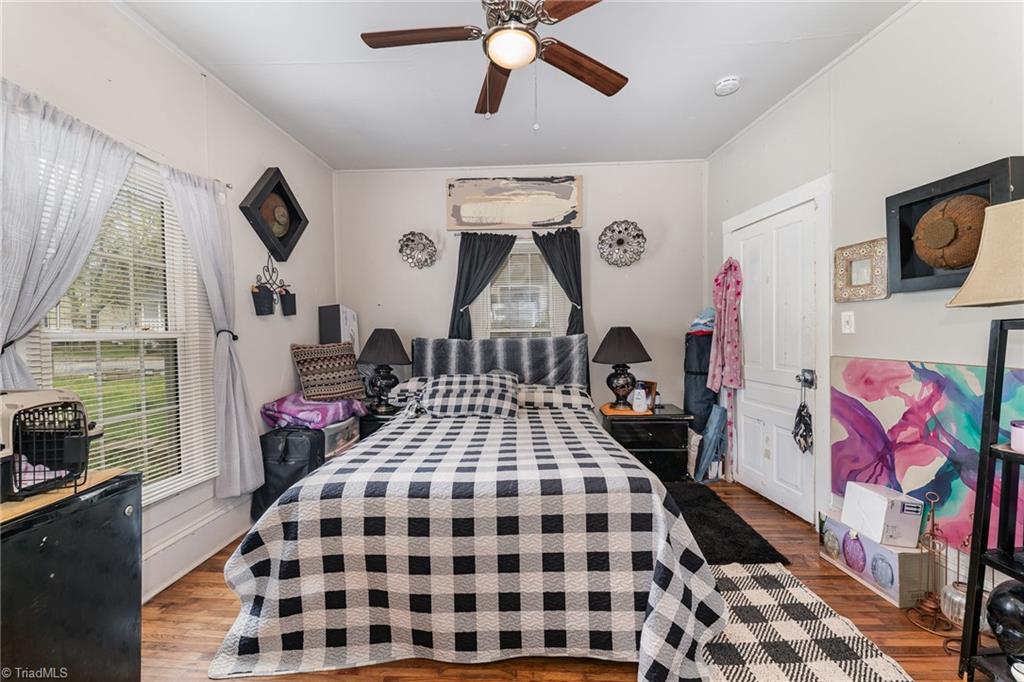 1010 Cranbrook Street, Greensboro, North Carolina image 13