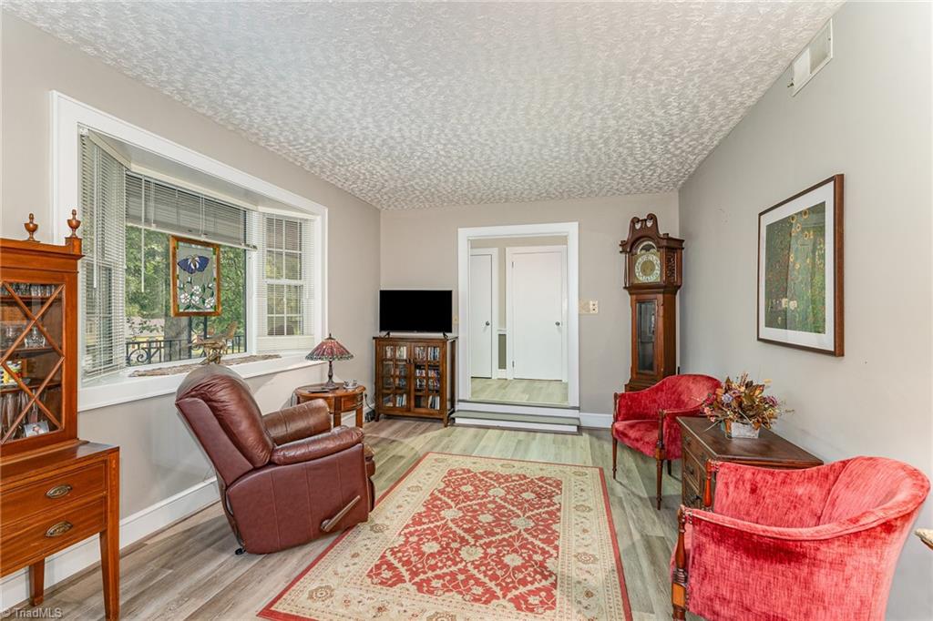 1630 Bright Leaf Road, Pfafftown, North Carolina image 6