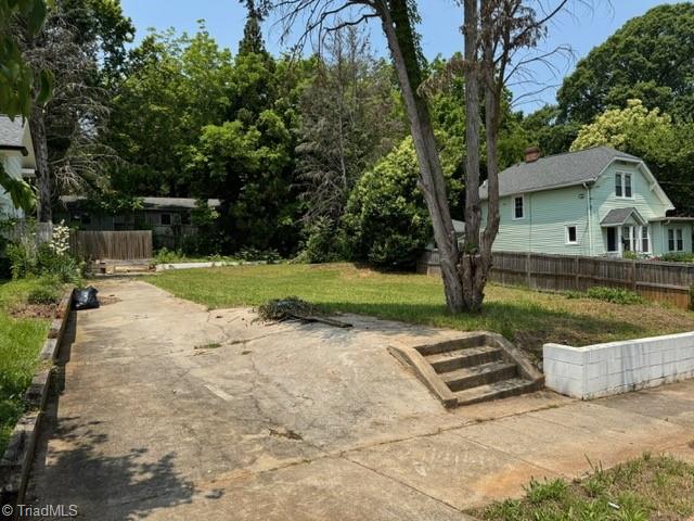 526 Lockland Avenue