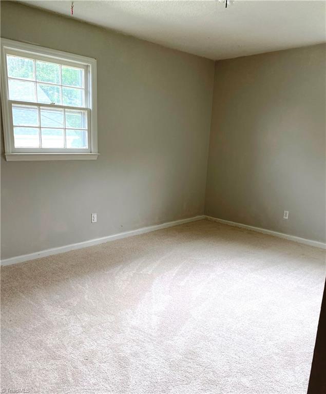 125 Old Wood Lane, Kernersville, North Carolina image 8