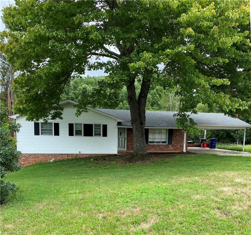 125 Old Wood Lane, Kernersville, North Carolina image 1