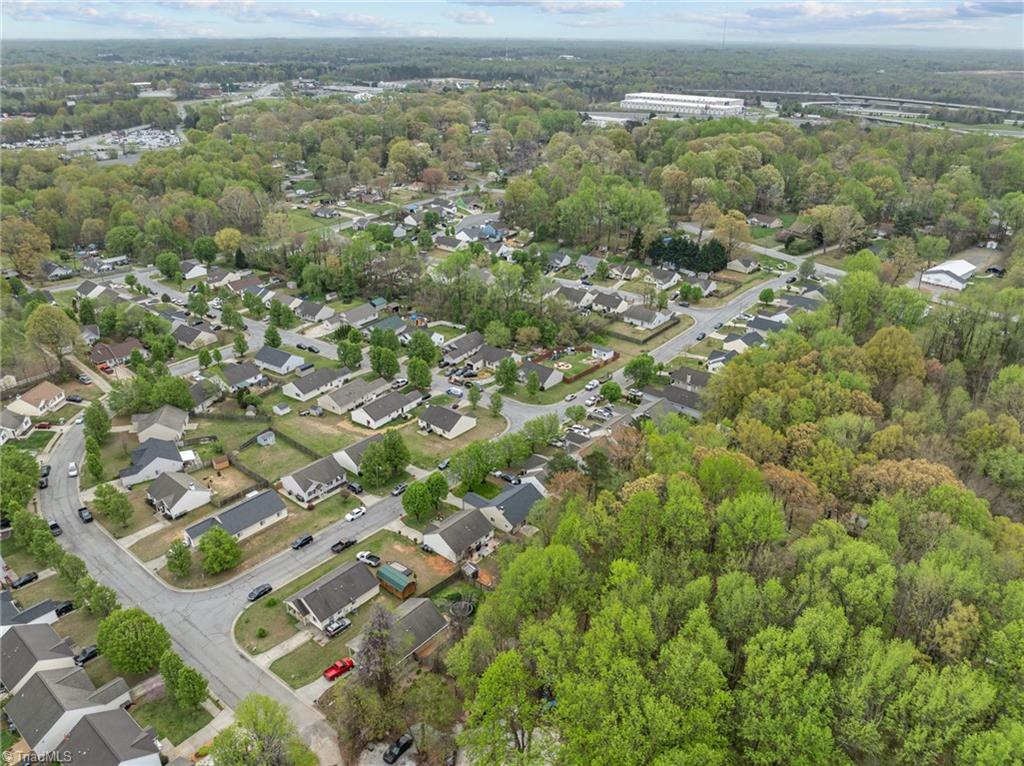 3604 Dartford Drive, Greensboro, North Carolina image 37