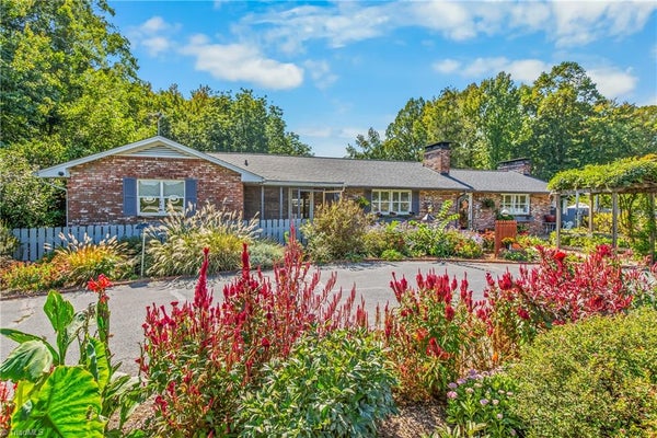 1859 UNDERPASS RD, ADVANCE, NC 27006 - Image e11b8a0aa4a1cc08b4ce0464a90ea51f/725554539