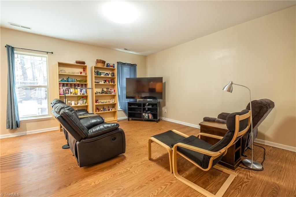 411 Harmon Ridge Lane, Kernersville, North Carolina image 9
