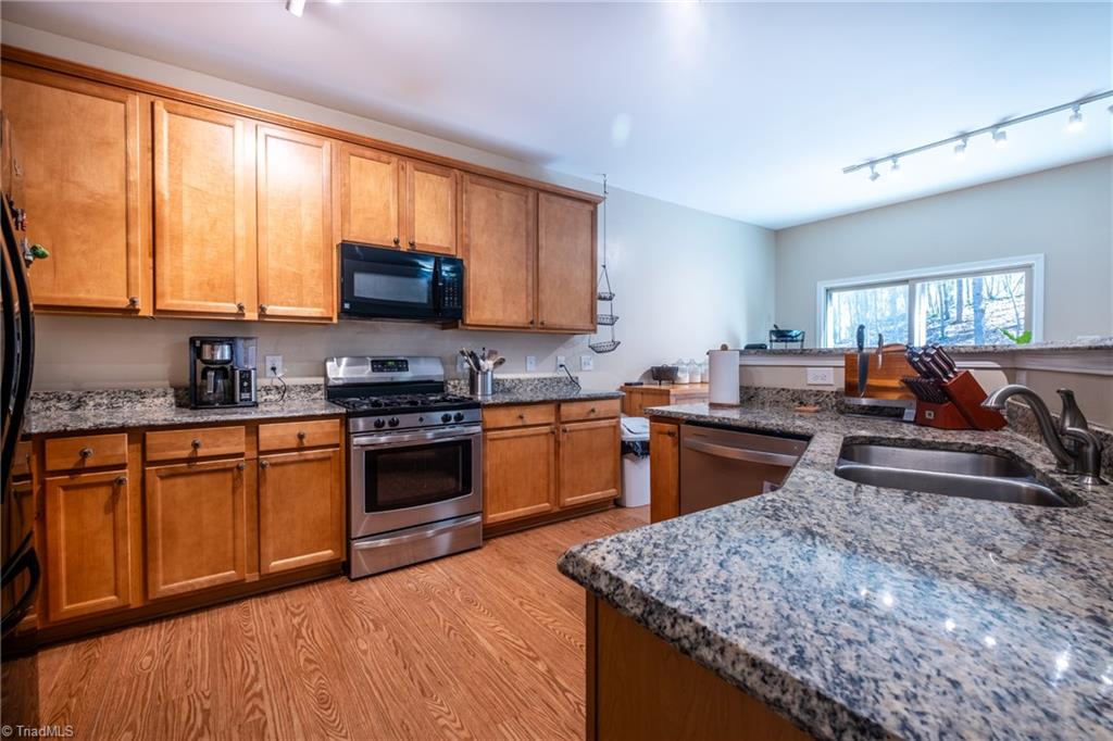 411 Harmon Ridge Lane, Kernersville, North Carolina image 3