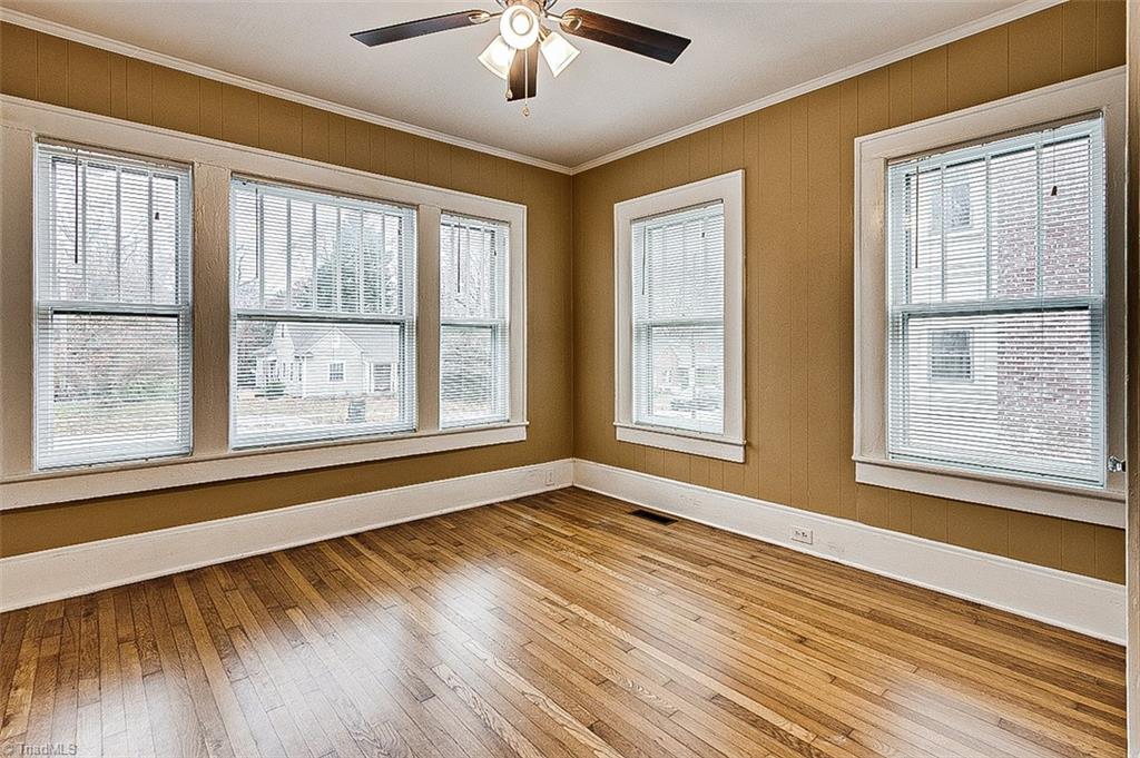 Greensboro, North Carolina 27403, United States, 2 Bedrooms Bedrooms, ,2 BathroomsBathrooms,Residential,Pending,22494