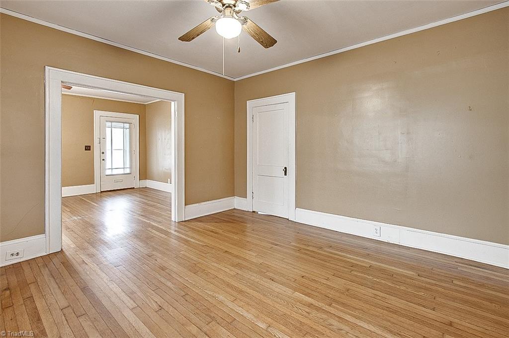 Greensboro, North Carolina 27403, United States, 2 Bedrooms Bedrooms, ,2 BathroomsBathrooms,Residential,Pending,22494