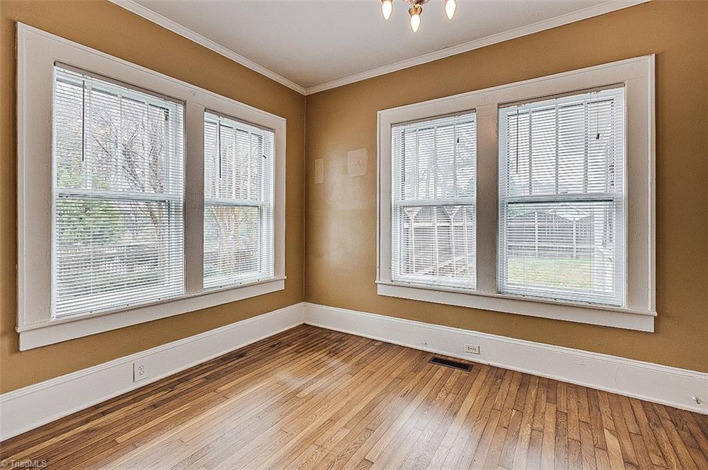 Greensboro, North Carolina 27403, United States, 2 Bedrooms Bedrooms, ,2 BathroomsBathrooms,Residential,Pending,22494