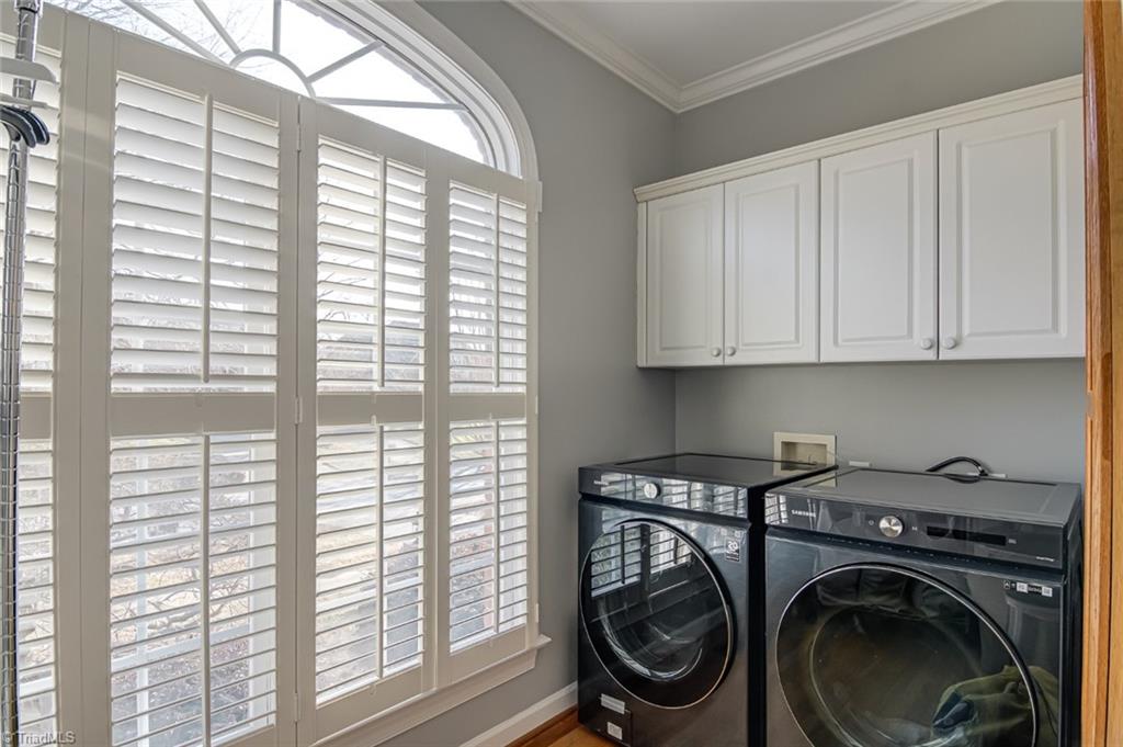 Winston-Salem, North Carolina 27106, United States, 3 Bedrooms Bedrooms, ,4 BathroomsBathrooms,Residential,Pending,13270