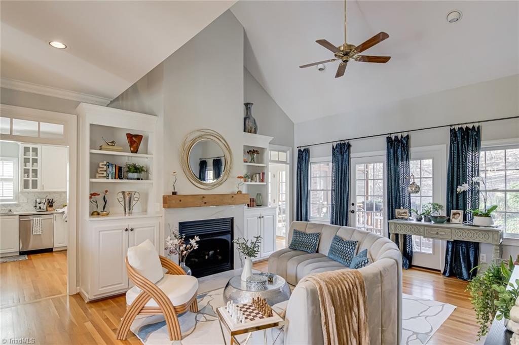 Winston-Salem, North Carolina 27106, United States, 3 Bedrooms Bedrooms, ,4 BathroomsBathrooms,Residential,Pending,13270