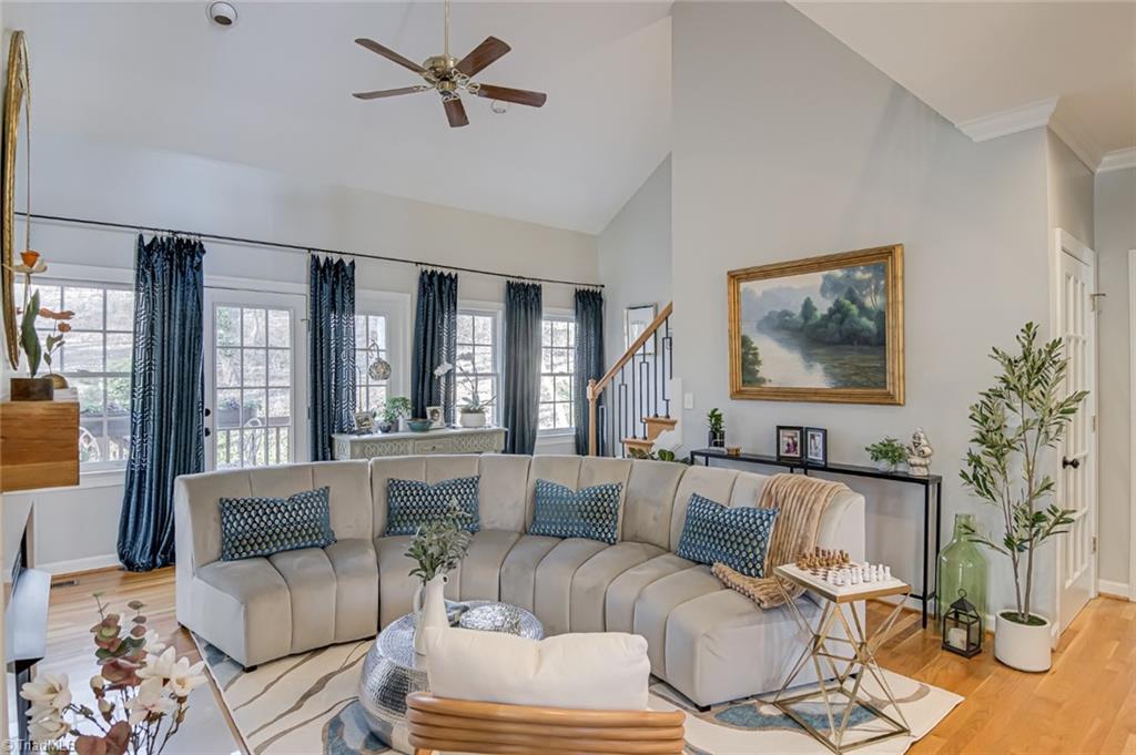 Winston-Salem, North Carolina 27106, United States, 3 Bedrooms Bedrooms, ,4 BathroomsBathrooms,Residential,Pending,13270