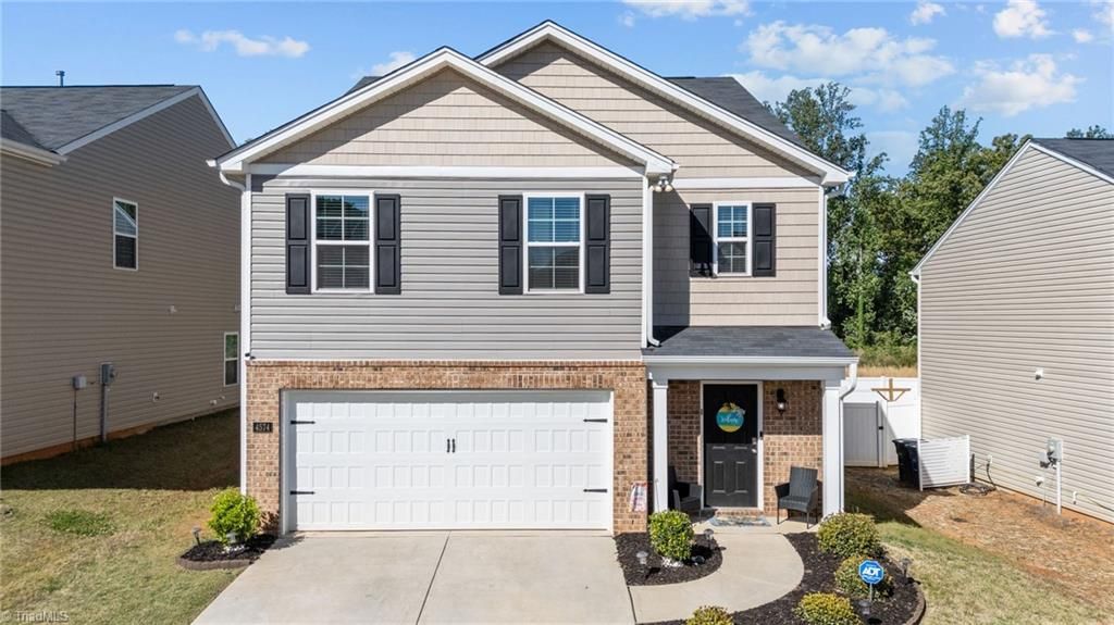 Photo of 4574 Heatherly Road, Winston-Salem, NC 27105 (MLS # 1217966)
