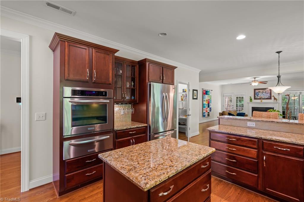 2000 Southern Gates Court, Greensboro, North Carolina image 9