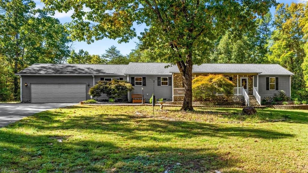 Photo of 4859 Hearthside Drive, Trinity, NC 27370 (MLS # 1240098)