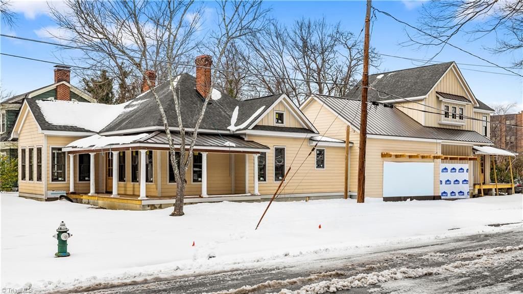 Photo of 309 Bessemer Avenue, Greensboro, NC 27401 (MLS # 1195026)