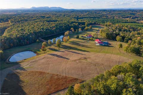Homes For Sale - 1260A Beaver Island Trail Road<br/> Stokes County, Walnut Cove, NC 27052