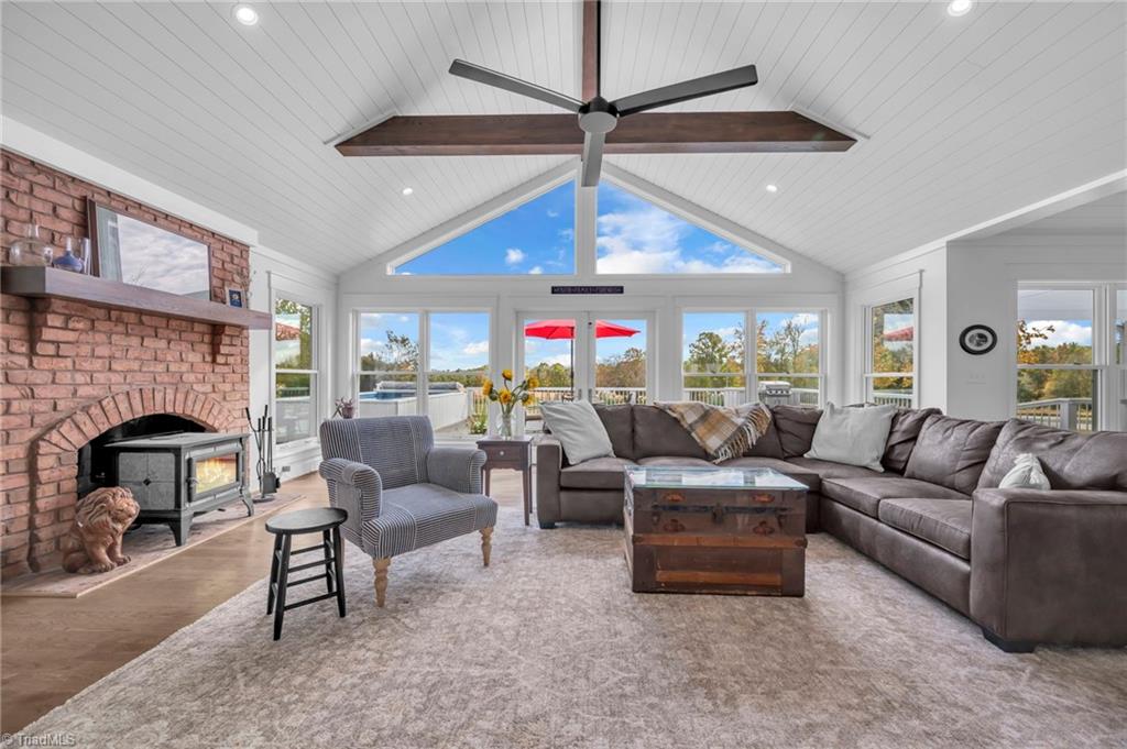 1260A Beaver Island Trail Road