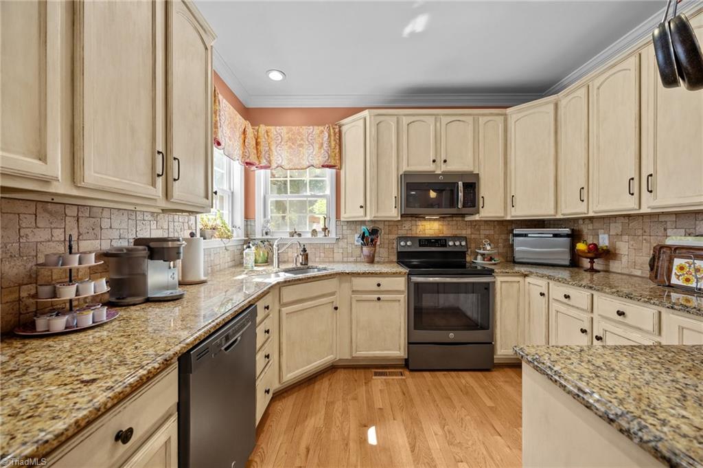 7812 Wilson Farm Road, Summerfield, North Carolina image 5