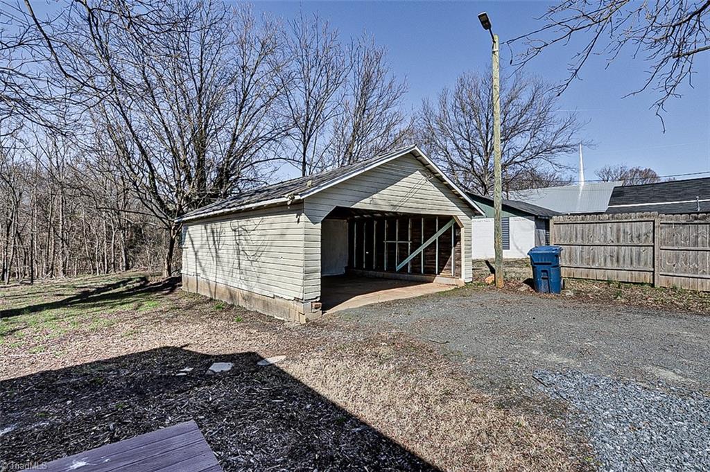 109 Tabernacle Street, Randleman, North Carolina image 25