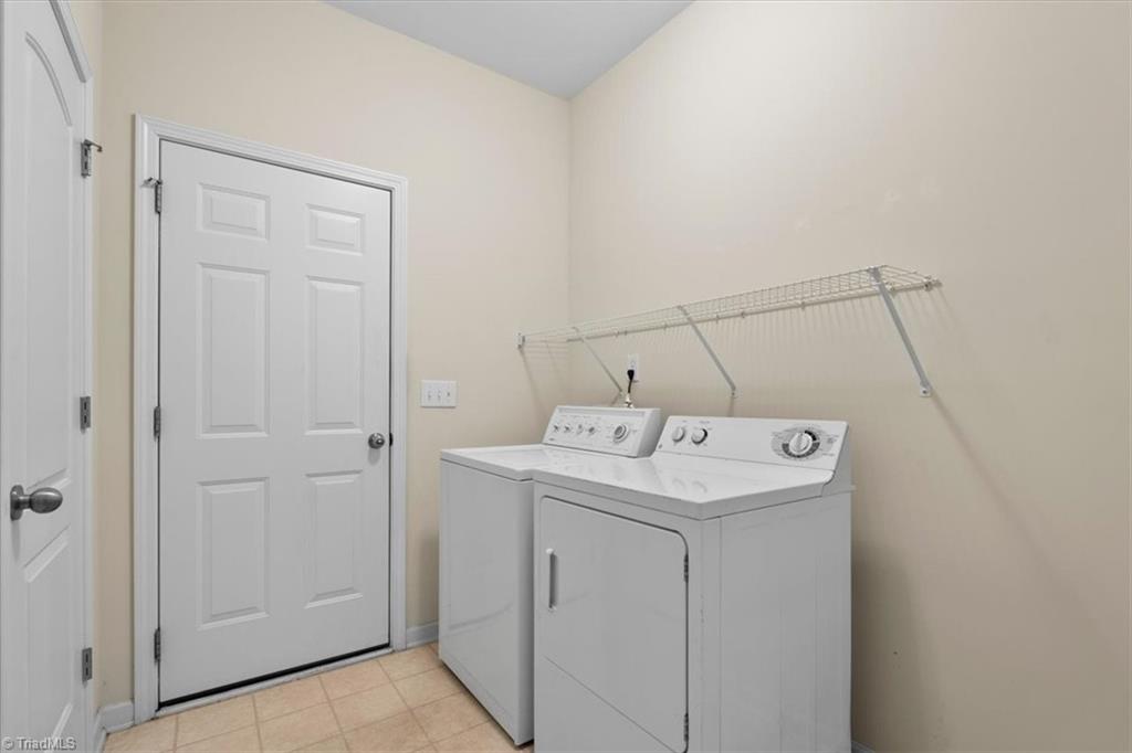 3835 Raintree Drive, Greensboro, North Carolina image 28