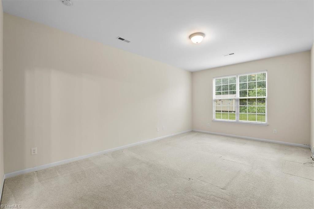 3835 Raintree Drive, Greensboro, North Carolina image 15