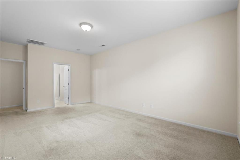 3835 Raintree Drive, Greensboro, North Carolina image 16