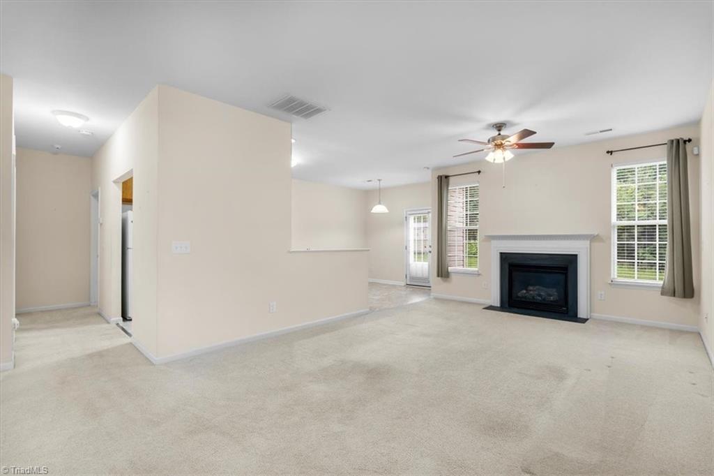 3835 Raintree Drive, Greensboro, North Carolina image 3