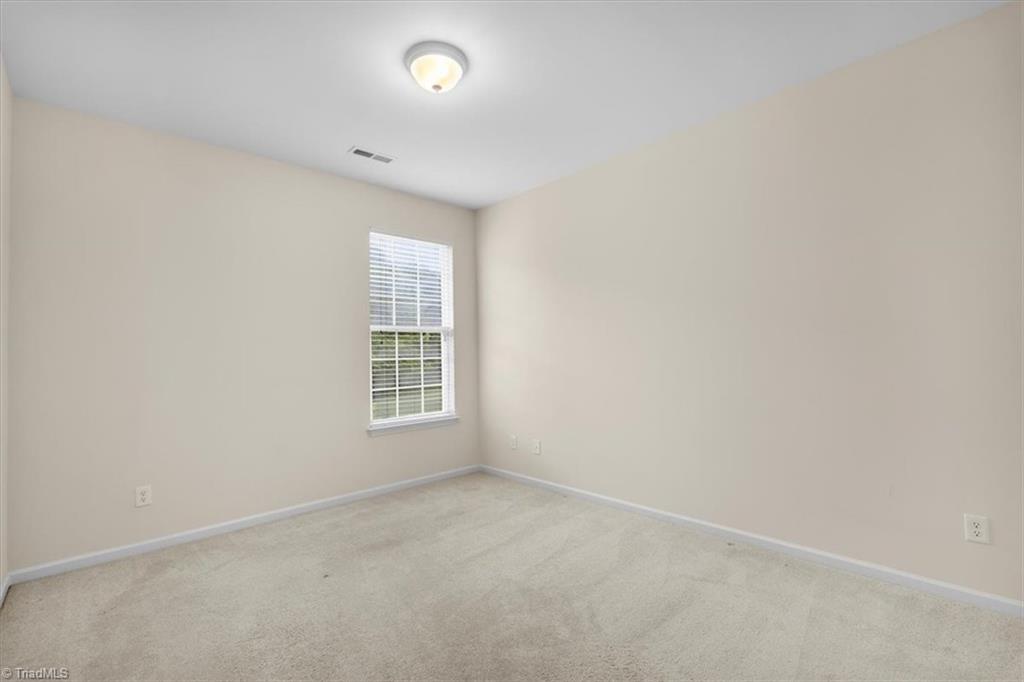3835 Raintree Drive, Greensboro, North Carolina image 25