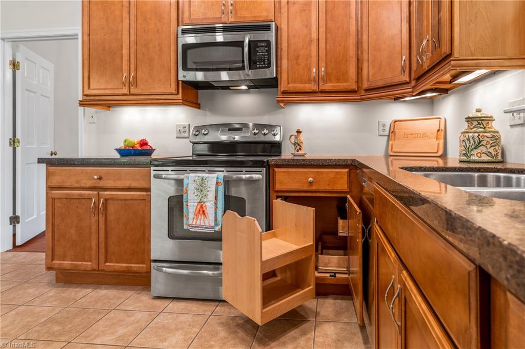 3408 Northline Avenue #E, Greensboro, North Carolina image 17