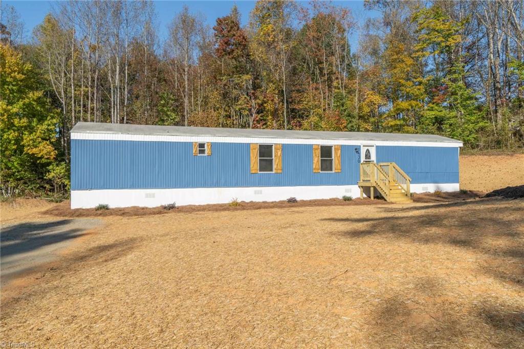 1430 Surry Line Road, Pinnacle, North Carolina image 4