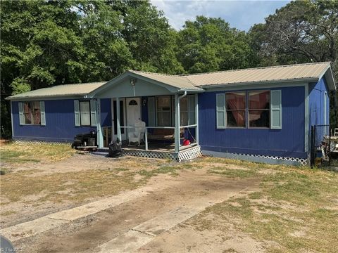 Homes For Sale - 133 Maple Street<br/> Rockingham, NC 28379