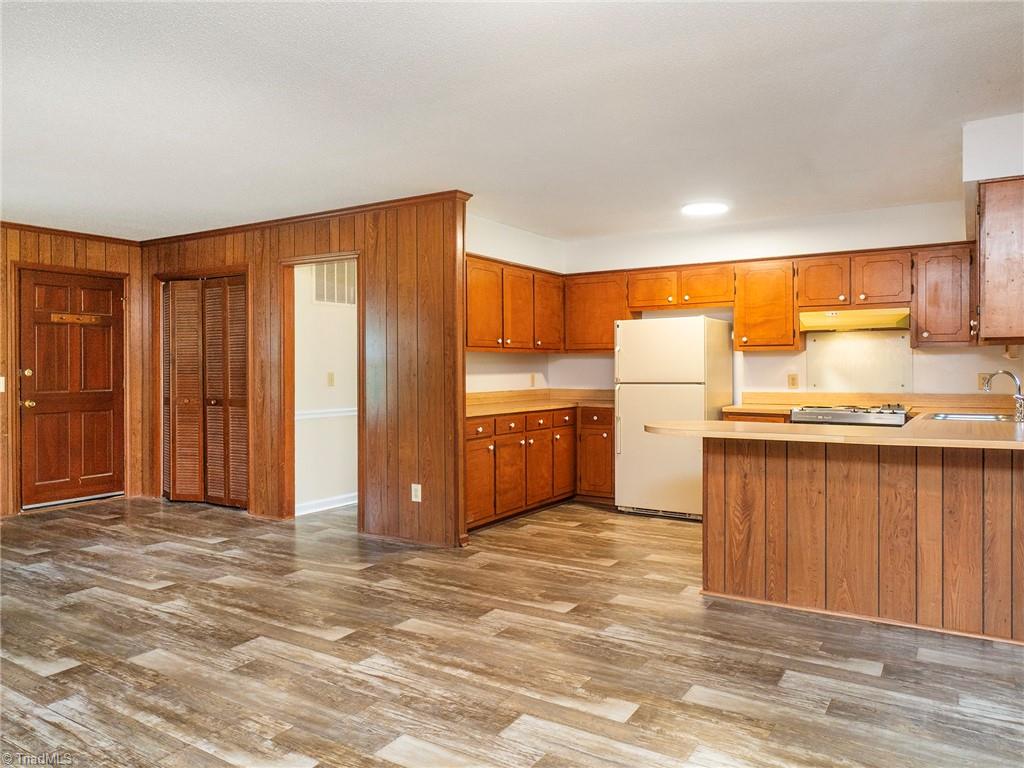 307 Sunset Drive, Elon, North Carolina image 12