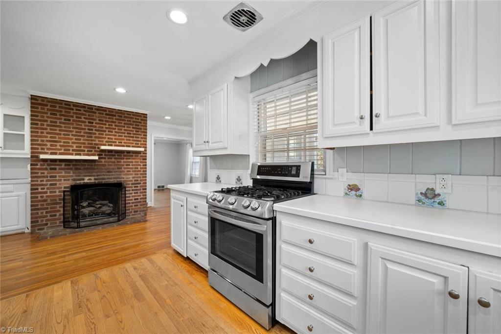 Winston-Salem, North Carolina 27106, United States, 3 Bedrooms Bedrooms, ,2 BathroomsBathrooms,Residential,Pending,101772