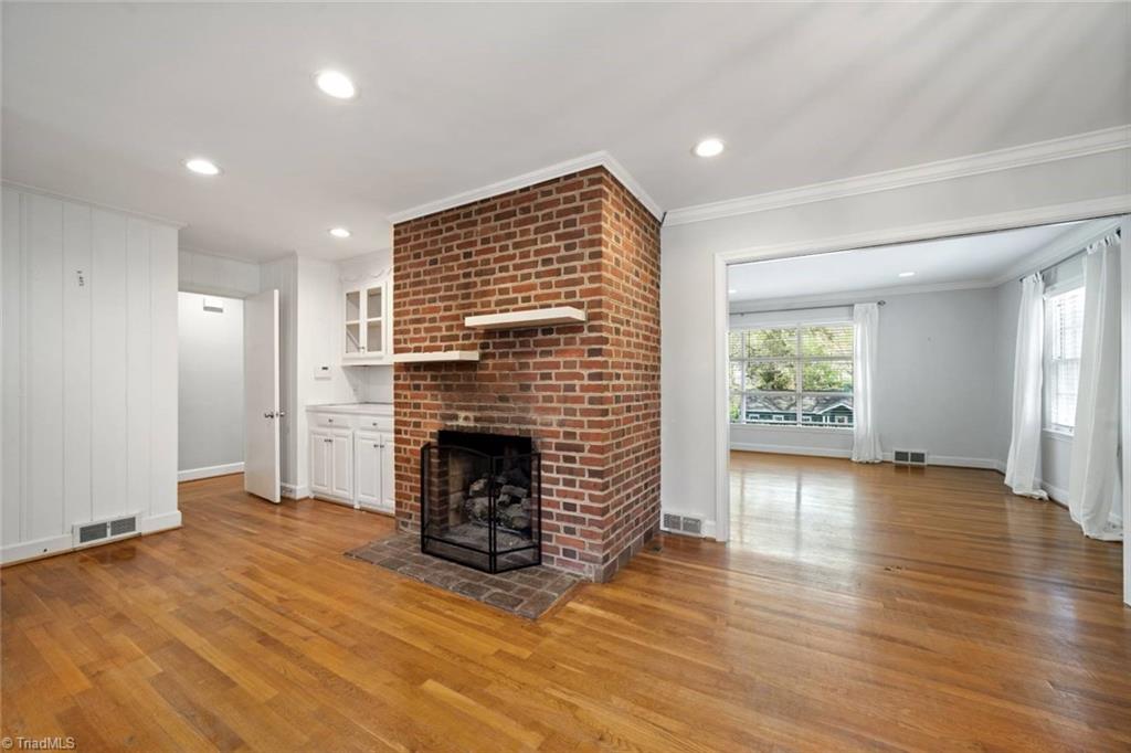 Winston-Salem, North Carolina 27106, United States, 3 Bedrooms Bedrooms, ,2 BathroomsBathrooms,Residential,Pending,101772