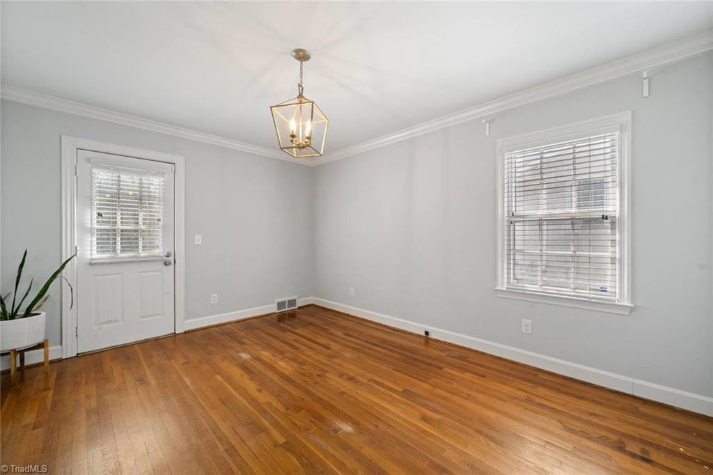 Winston-Salem, North Carolina 27106, United States, 3 Bedrooms Bedrooms, ,2 BathroomsBathrooms,Residential,Pending,101772