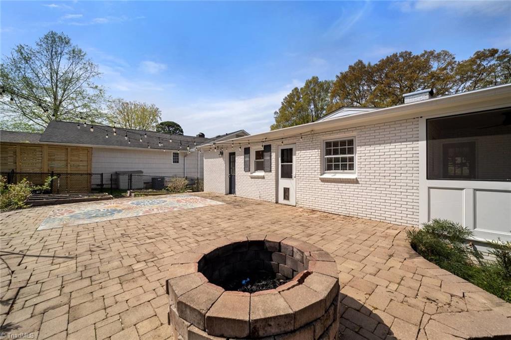 Winston-Salem, North Carolina 27106, United States, 3 Bedrooms Bedrooms, ,2 BathroomsBathrooms,Residential,Pending,101772