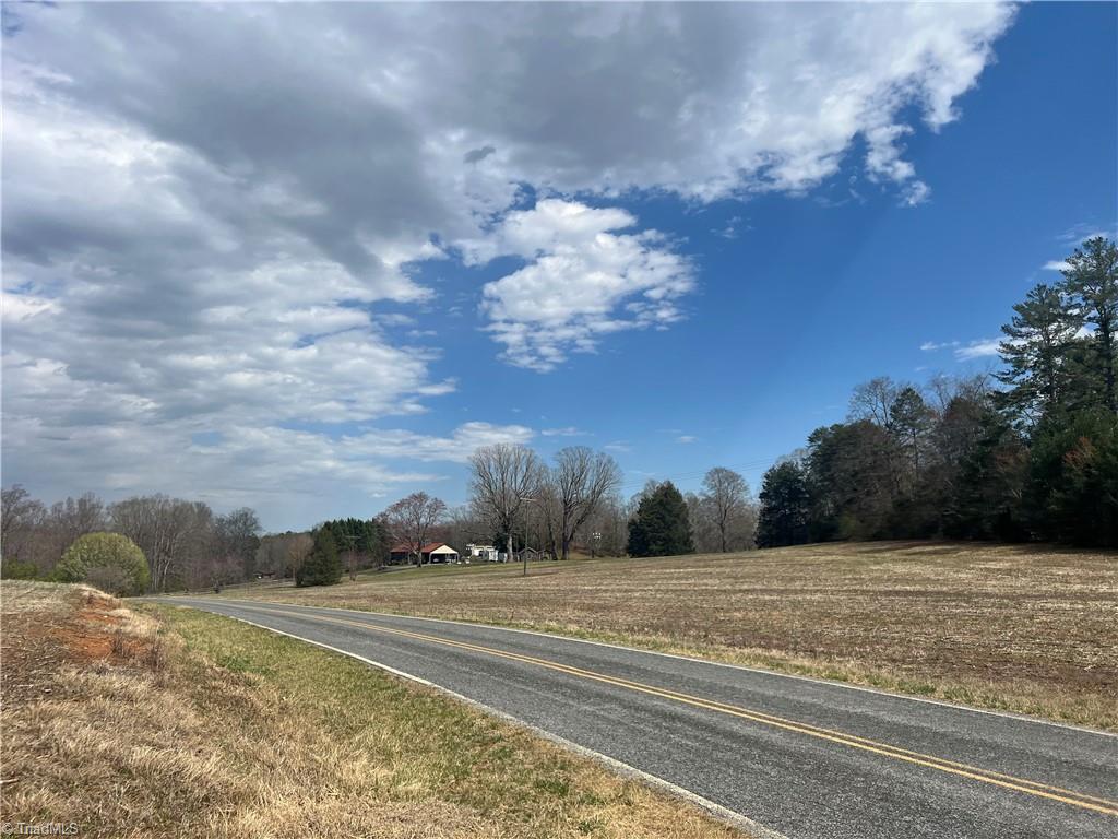 E Nc Highway 67 Bypass, East Bend, North Carolina image 3