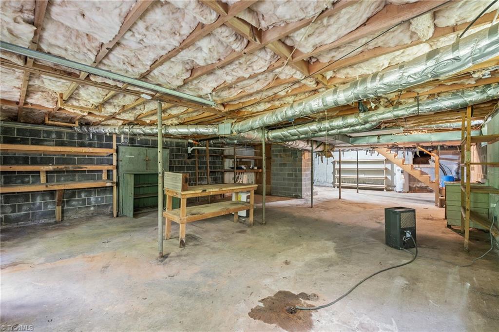 1553 Carson Road, Pilot Mountain, North Carolina image 31