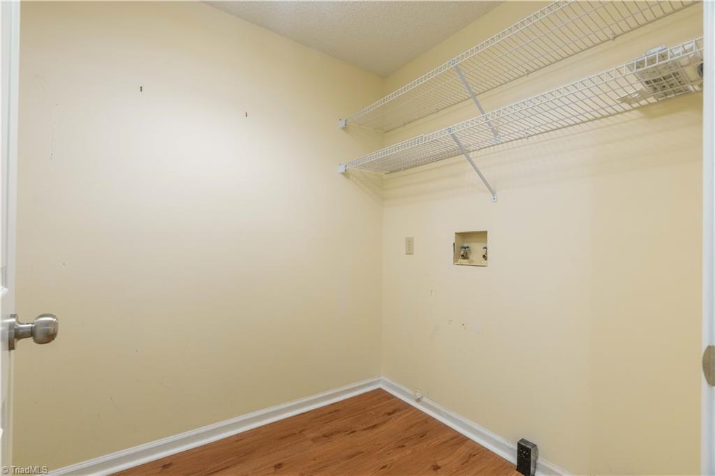 1119 Summer Place, Greensboro, North Carolina image 17