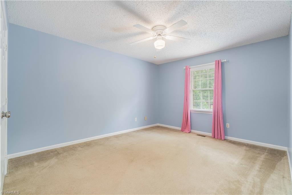 1119 Summer Place, Greensboro, North Carolina image 27
