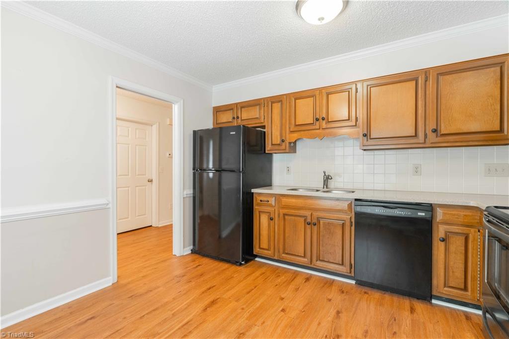 1119 Summer Place, Greensboro, North Carolina image 10