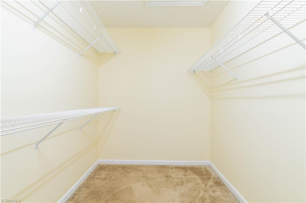 1119 Summer Place, Greensboro, North Carolina image 21