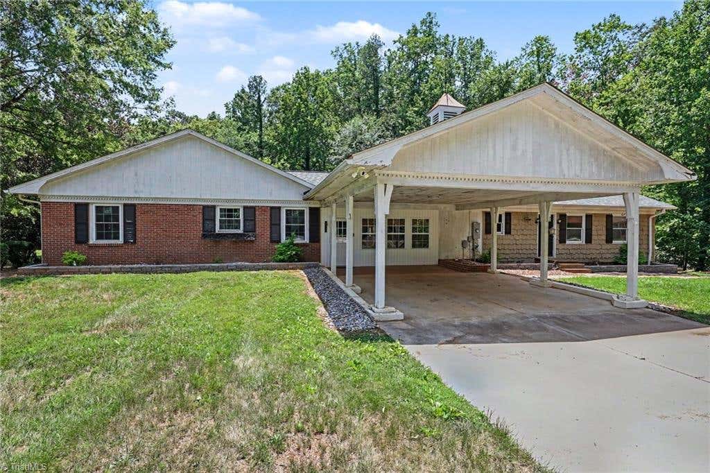 Photo of 3063 Georgia Road, Yadkinville, NC 27055 (MLS # 1226911)