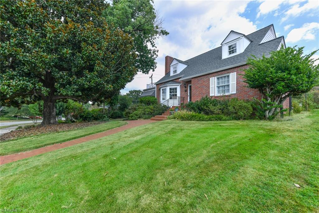 Greensboro, North Carolina 27403, United States, 3 Bedrooms Bedrooms, ,2 BathroomsBathrooms,Residential,Pending,204776