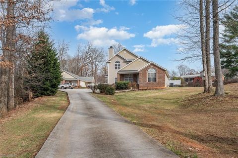 A home in Kernersville